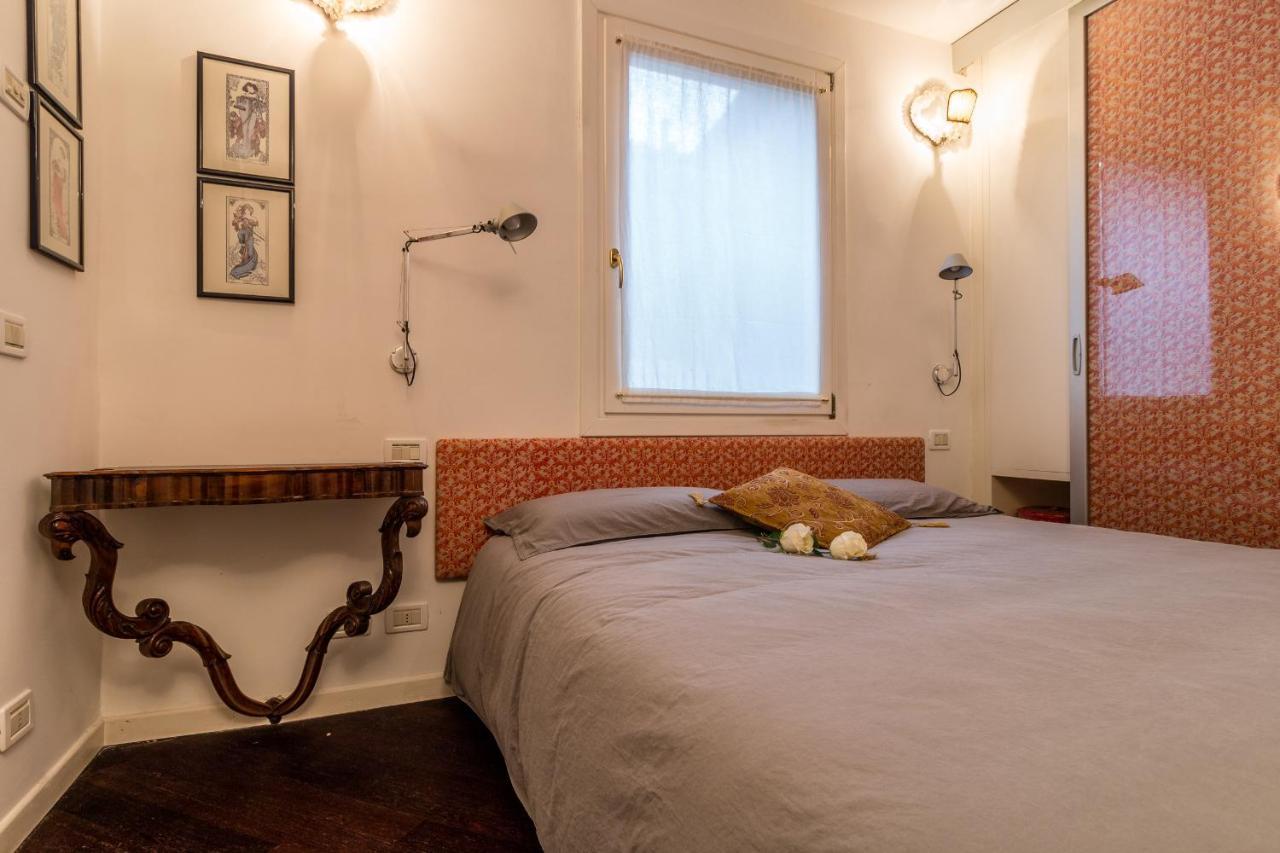 Apartamento Gold And Red - The Venetian Style With Terrace *